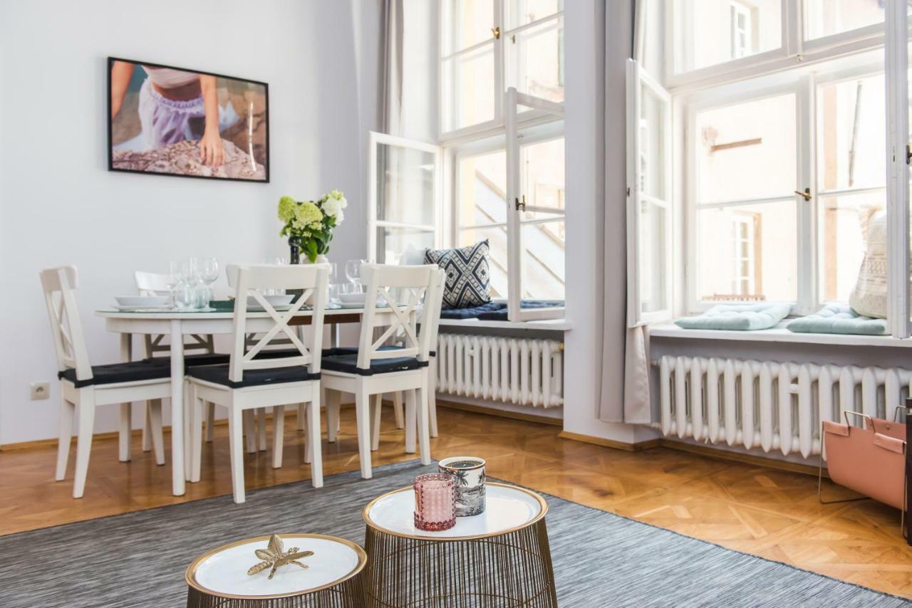Square Apartment - Loftaffair Краков Экстерьер фото